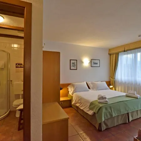 La Roche Appartments 3*