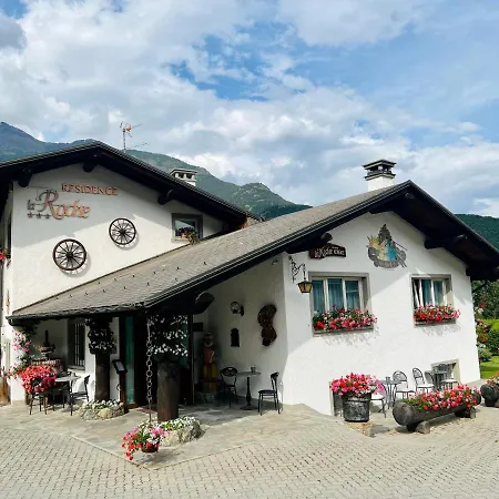 라 로케 아파르트먼트 아파트호텔 아오스타