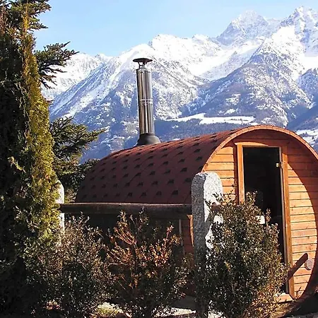 La Roche Appartments Aparthotel 3*