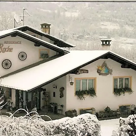 Aparthotel La Roche Appartments 3*