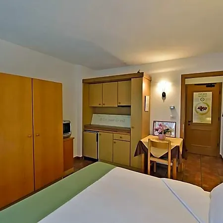 Apart Otel La Roche Appartments Aosta