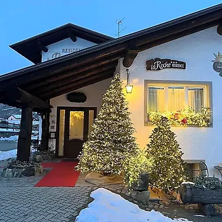 La Roche Appartments 3*