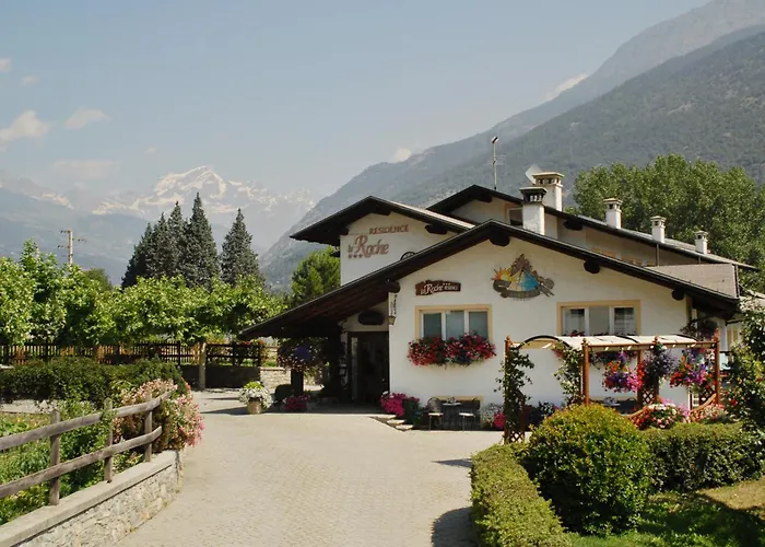 Aparthotel La Roche Appartments 3*