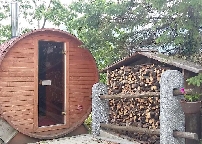 Aparthotel La Roche Appartments 3*